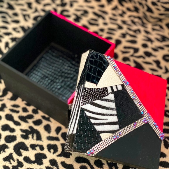 80’s inspired Patches Decor box - Picture 2 of 4